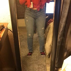 Hollister Medium light wash supper skinny jeans